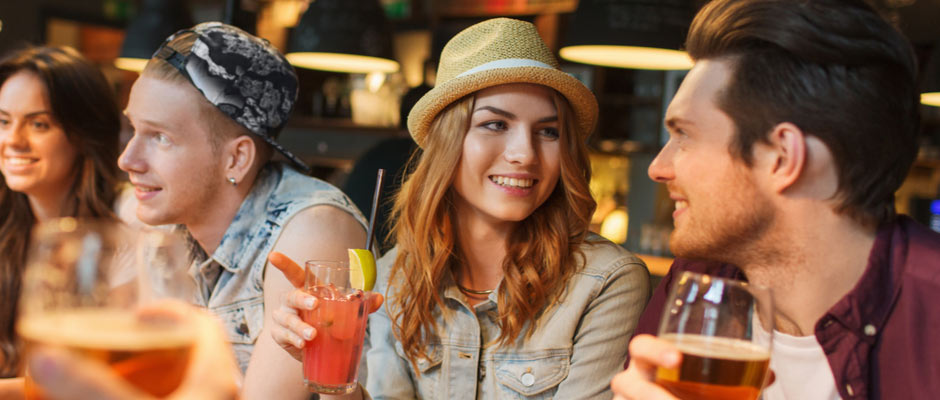 man and woman meeting at a bar