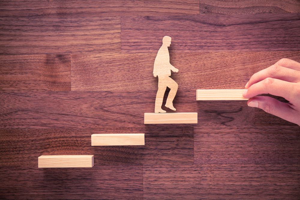 Salespeople Aren’t Lazy. They’re Poorly Led.