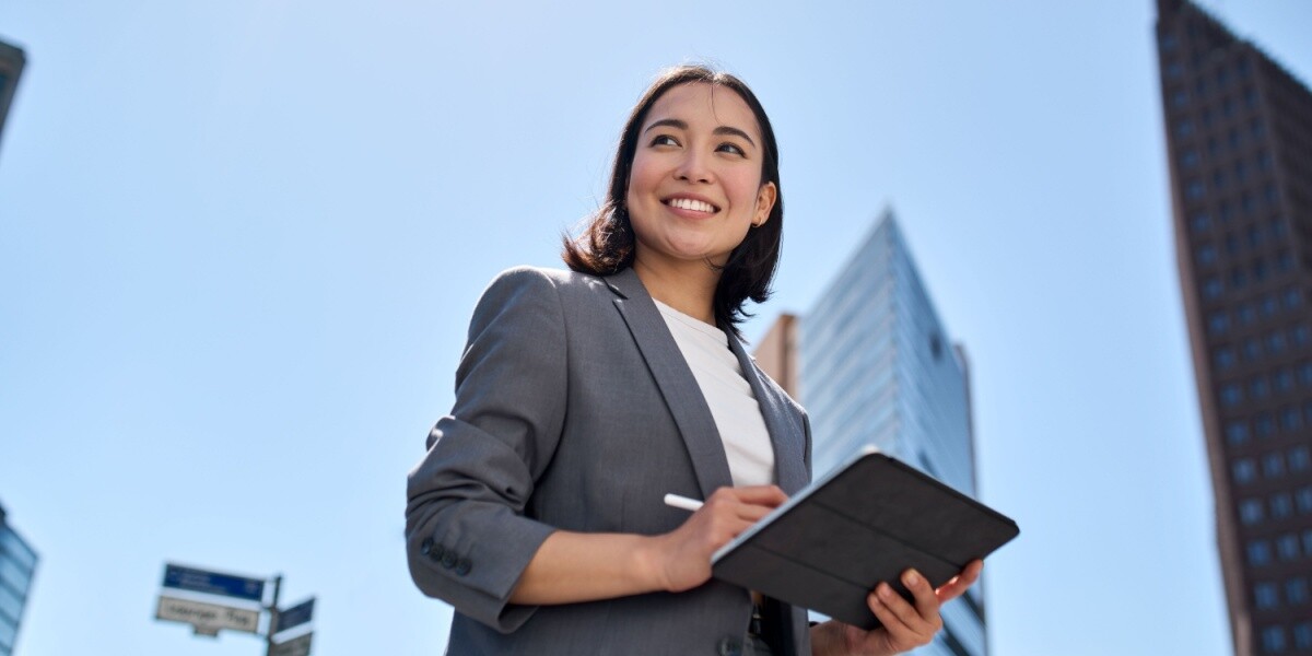 How to Develop Expertise and Authority in B2B Sales, and Stay ahead of the Competition